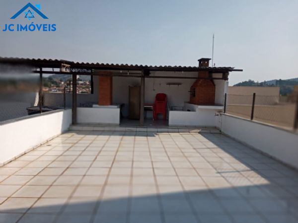 Casa Ampla em Bairro Nobre